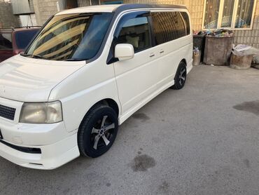 купить автомобиль в абхазии: Honda Stepwgn: 2002 г., 2 л, Автомат, Газ, Вэн/Минивэн