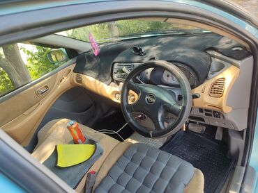 тырактыр мини: Nissan Almera Tino: 1999 г., 2 л, Вариатор, Бензин, Хетчбек