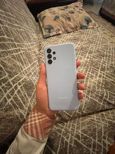 Huawei: Samsung Galaxy A13, 64 ГБ, цвет - Голубой, Отпечаток пальца, Две SIM карты