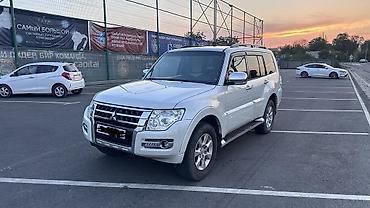 suv: Mitsubishi Pajero: 2017 г., 3.5 л, Бензин, Внедорожник — 1