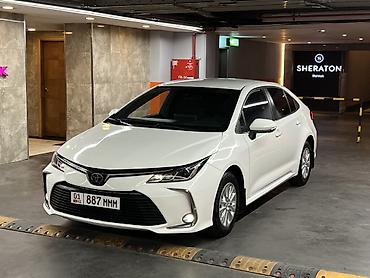 Toyota Corolla: 2020 г., 1.8 л, Вариатор, Бензин, Седан