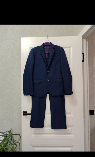 новый спортивный костюм: Костюм 3XL (EU 46), цвет - Синий