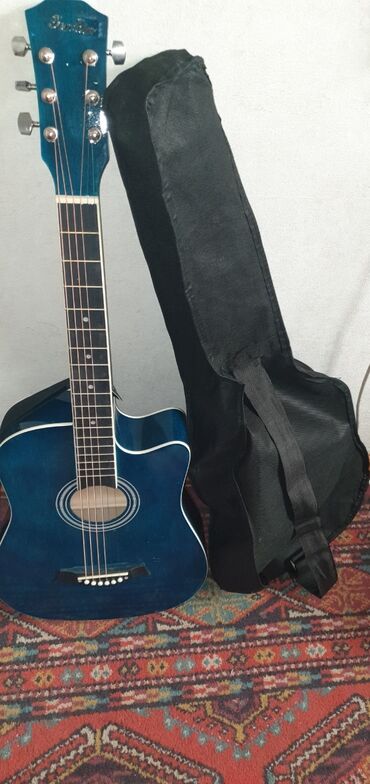 Гитары: Продаю с Кореи гитару 38 размера, состояние идеальное, звучит чисто и