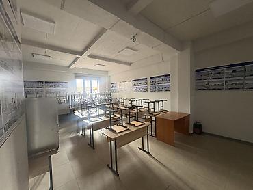 парк ататюрк: Сдаю коммерческое помещение 283 м2., с ремонтом, ранее использовалось — 8