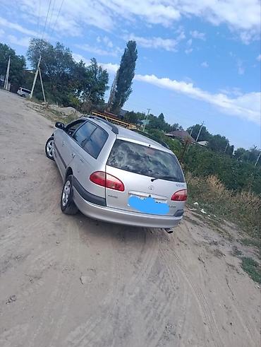 Транспорт: Toyota Avensis: 2001 г., 2 л, Механика, Дизель, Универсал — 4