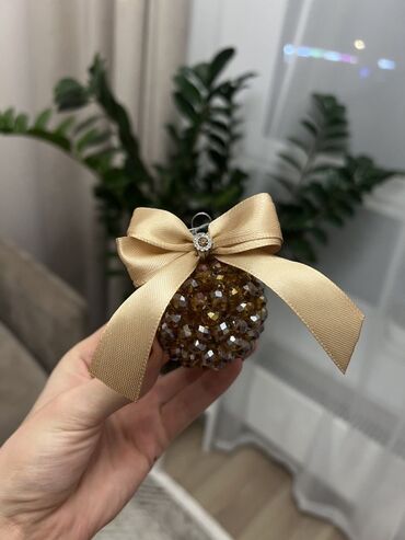 Yeni il oyuncaqları və bəzəkləri: Məhsul: əl istehsalı şam ağacı bəzəkləri Təsvir: - Kristal kəsimli — 3