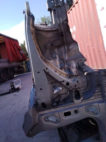 Другие автозапчасти: Лонжерон Mercedes-Benz E-Class W212 M 272 E 35 2009 (б/у)