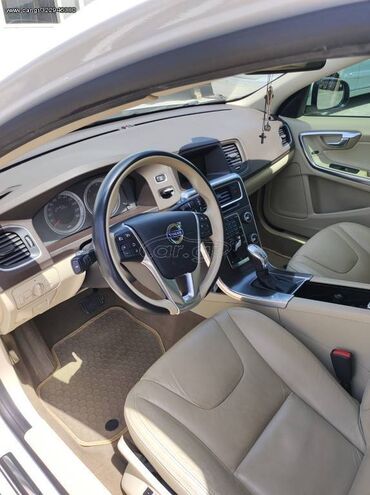 Volvo: Volvo V60: 1.6 l. | 2012 έ. 183000 km. Πολυμορφικό at lalafo.gr — 9 Volvo: Volvo V60: 1.6 l. | 2012 έ. 183000 km. Πολυμορφικό — 9