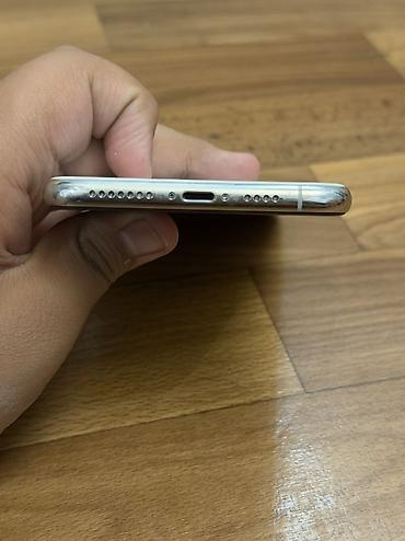 iphone cs: IPhone 11 Pro Max, Новый, 64 ГБ, White Titanium, Защитное стекло, Чехол, 75 % — 6
