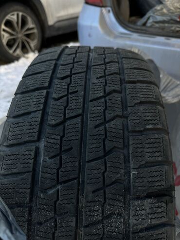 Шины: Шины 215 / 55 / R 17, Зима, Б/у, Комплект, Германия, GoodYear