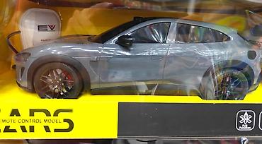 Avtomobil satışı: 🚙🔥 RC Sport SUV – 2.4Ghz Uzaqdan İdarəolunan Maşın Uşaqlar üçün böyük — 2
