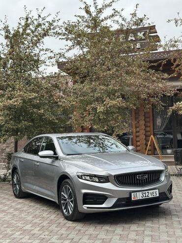 срочно продаю машину бишкек: Geely : 2021 г., 2 л, Робот, Бензин, Седан