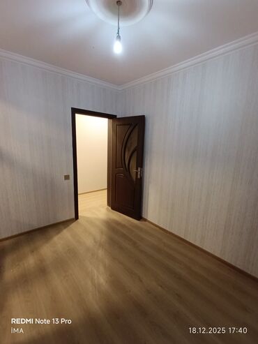 Həyət evləri və villaların satışı: Zığ qəs. 4 otaqlı, 120 kv. m, Yeni təmirli — 24