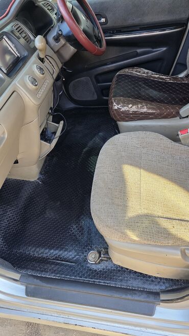 Honda: Honda Stream: 2001 г., 0.2 л, Автомат, Газ, Минивэн — 13