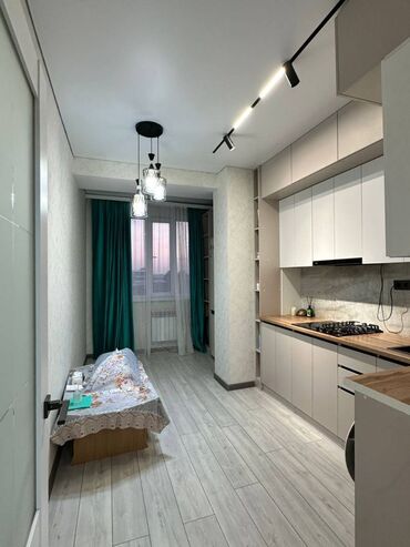 Продажа домов: 2 комнаты, 78 м², Элитка, 4 этаж, Евроремонт