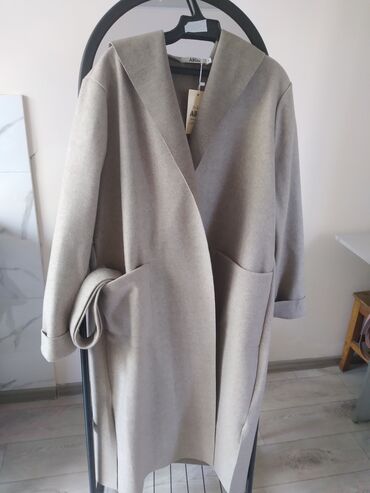 пальто зимние: Пальто