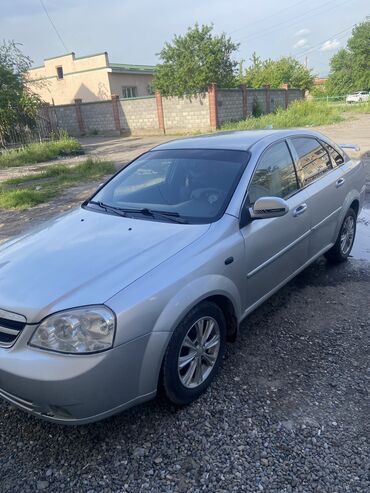 шевралет ласетти: Chevrolet Lacetti: 2005 г., 1.4 л, Механика, Бензин, Седан