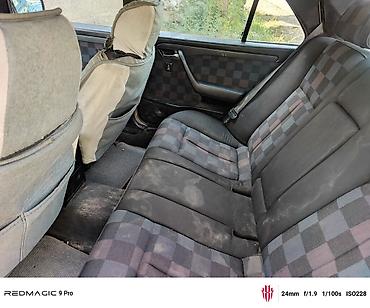 машины в кузове купе: Mercedes-Benz C-Class: 1993 г., 2.8 л, Механика, Бензин, Седан — 7