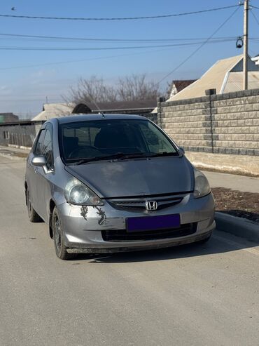 Honda: Honda Fit: 2002 г., 1.3 л, Вариатор, Бензин, Хэтчбэк