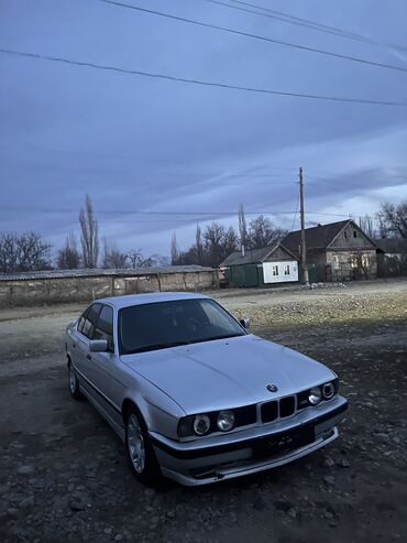 обмен на автомобиль: BMW 525: 1991 г., 2.5 л, Механика, Бензин, Седан