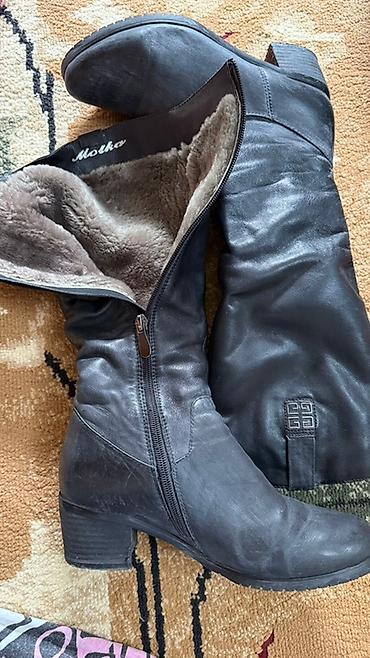 Сапоги: Продаю обувь балетки, сапожки белые новые 37 размер можно на 37,5 at lalafo.kg — 6 Сапоги: Продаю обувь балетки, сапожки белые новые 37 размер можно на 37,5 — 6