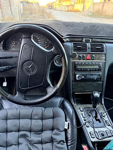 Mercedes-Benz: Mercedes-Benz E-Class: 1998 г., 3.2 л, Автомат, Бензин, Седан — 6