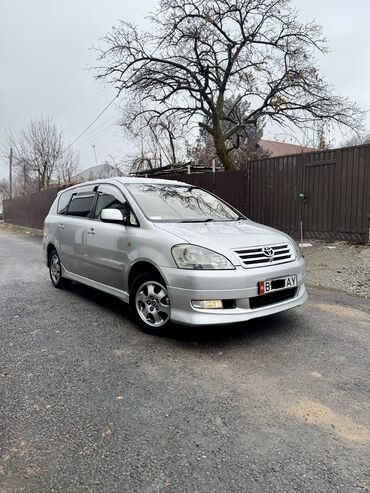 Toyota: Toyota Ipsum: 2003 г., 2.4 л, Автомат, Газ, Минивэн — 1