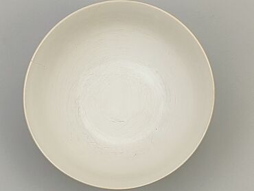Kitchenware: PL - Plate, condition - Satisfying