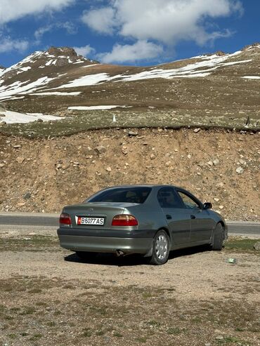 Toyota: Toyota Avensis: 2002 г., 1.8 л, Автомат, Газ, Седан