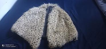 zensko mace: Elegantna krznena pelerina / kratki ogrtač sa upečatljivim leopard — 4