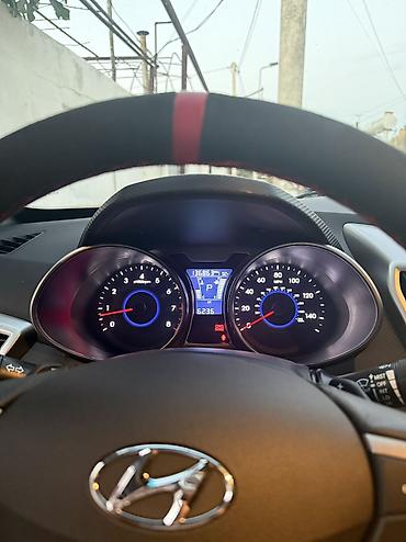Hyundai: Hyundai Veloster: 1.6 l | 2017 il Hetçbek -da lalafo.az — 16 Hyundai: Hyundai Veloster: 1.6 l | 2017 il Hetçbek — 16