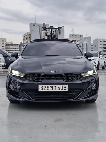 kaiyi e5: Kia K5: 2021 г., Седан — 1