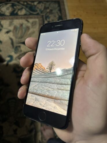 Apple iPhone: IPhone 7, Qara, Barmaq izi — 7