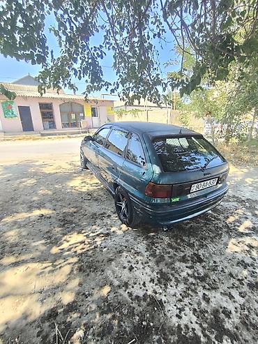 Opel: Opel Astra: 1.6 l | 1997 il Sedan — 7