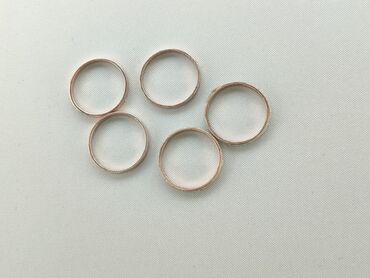 Rings: Ring, Female, condition - Good