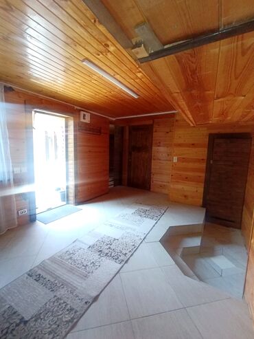 Посуточная аренда домов: 100 м², 5 комнат, Утепленный, Теплый пол, Видеонаблюдение — 5