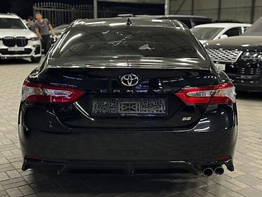 corolla 2016: Toyota Camry: 2019 г., Седан — 4