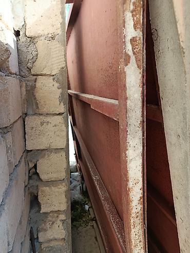 Həyət darvazaları: Qalın dəmirdən yığılmış böyük darvaza/qapı satılır. Çürüyü yoxdur — 4