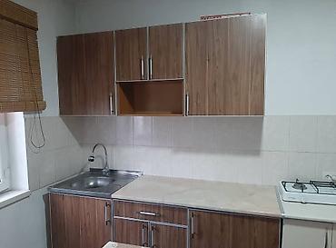 Продажа коттеджей и домов: 🏡 **Продается уютный дом в Бишкеке!** 📍 Район: Ак-Ордо 1 ж/м 🏠 Дом: 2 — 6