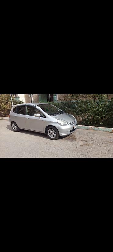 Продажа авто: Honda Fit: 2007 г., 1.3 л, Автомат, Бензин, Хэтчбэк — 3