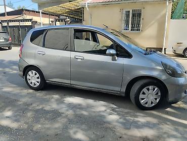 хонда фит вампер: Honda Fit: 2003 г., 1.3 л, Вариатор, Бензин, Хэтчбэк — 4