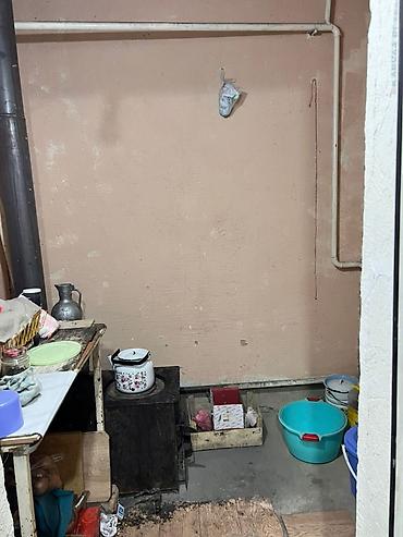 Продажа коттеджей и домов: Срочно продаю дом. Продаётся земельный участок с отдельным домом и — 10