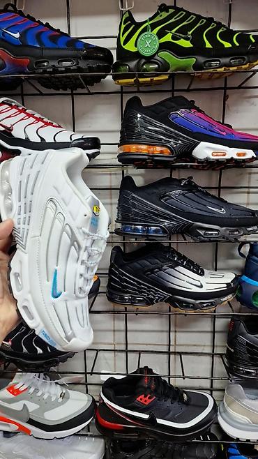 Patike: Patike orginal sa kutijom 41 do 46 za samo 5500 din — 10