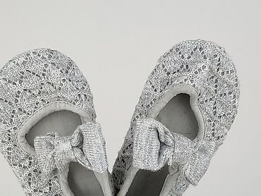 skarpety do ugg: Buciki niemowlęce, H&M, 19, stan - Bardzo dobry — 6