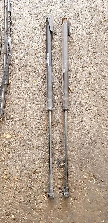 AMORTIZERI GEPEKA ZA NISSAN ALMERA TINO OD 2002. DO 2007. GOD