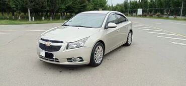 bolt maşınları: Chevrolet Cruze: 1.4 l | 2014 il | 179000 km Sedan