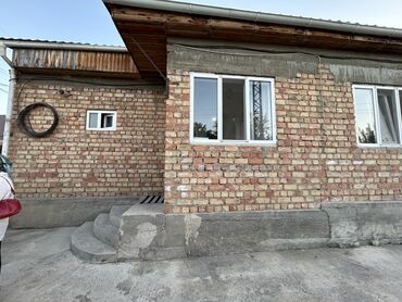 сдается дом на иссык куле: Дача, 100 м², 5 комнат, Риэлтор, Косметический ремонт