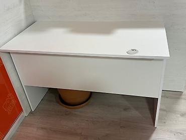 Ofis mebeli: İşlənmiş, İşçi üçün, Dördbucaq masa — 2