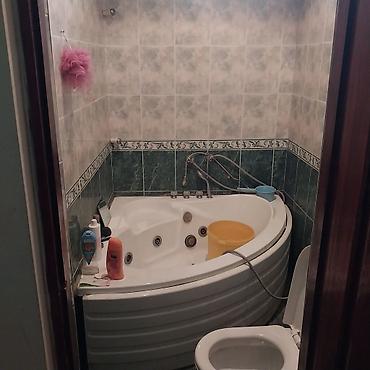 Həyət evləri və villaların satışı: Bakıxanov qəs. 4 otaqlı, 200 kv. m, Orta təmir — 8
