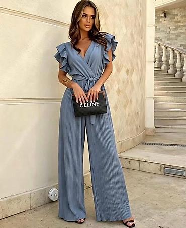 Kombinezoni: 04. Najlepši plisirani kombinezoni 🫶 
2.400 dinara A — 7